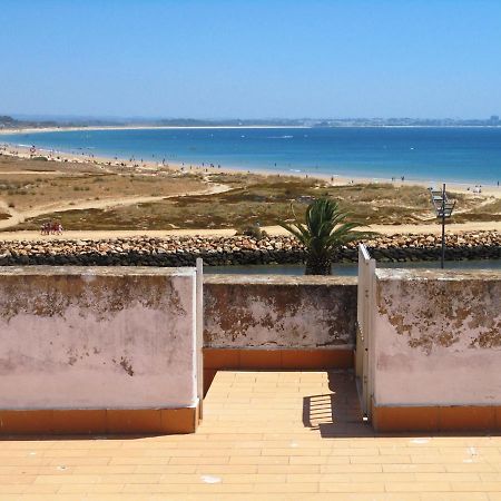Ema'S Beach And Nightlife House Apartment Lagos Bagian luar foto