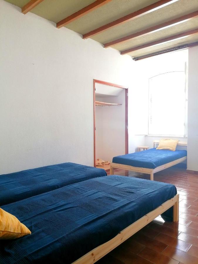 Ema'S Beach And Nightlife House Apartment Lagos Bagian luar foto