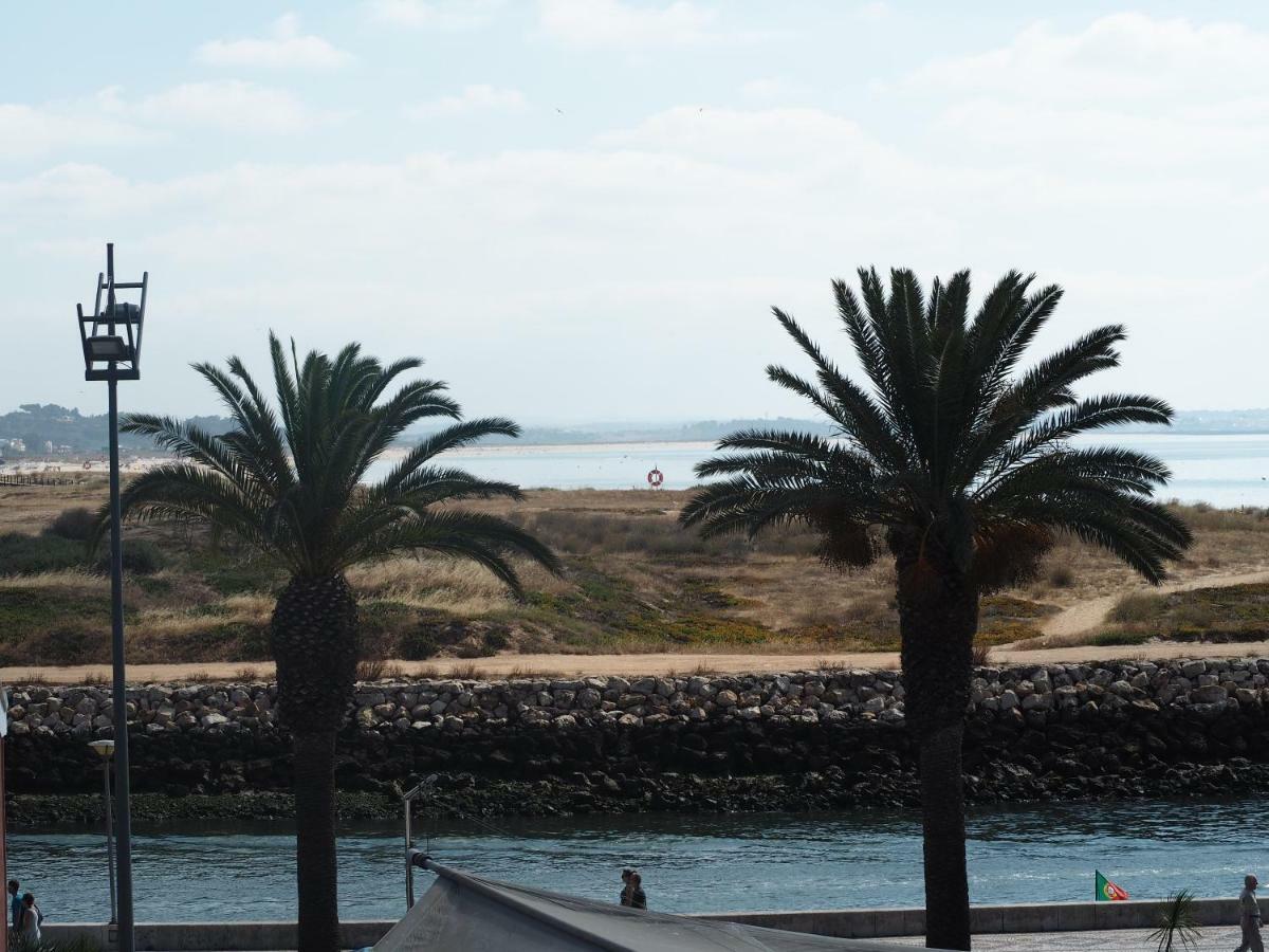 Ema'S Beach And Nightlife House Apartment Lagos Bagian luar foto